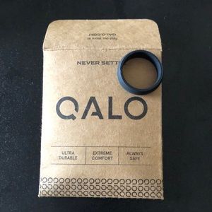 QALO men’s silicone wedding band size 10 black